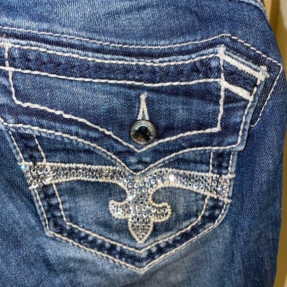 Buckle Sparkly Rock Revival Jeans - Picture 4 of 7